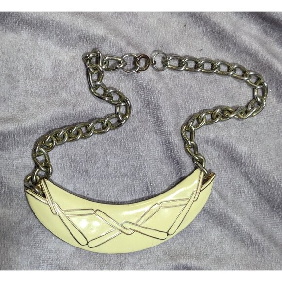 Vintage Abstract Modernist Cream And Gold Tone Statement Necklace - Picture 6 of 6